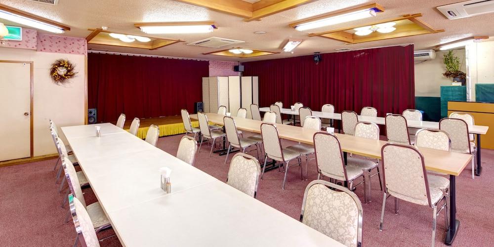 Okinawa Sun Plaza Hotel Naha Zewnętrze zdjęcie